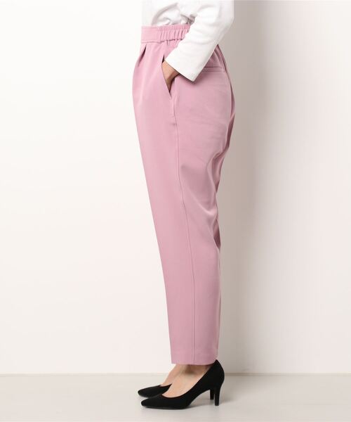 Te chichi（テチチ）の「ダブルクロスイージーテーパードパンツ（その他パンツ・レディース・グレー/ネイビー/ピンク/ブルー・ﾌﾘ-）」の5枚目の写真