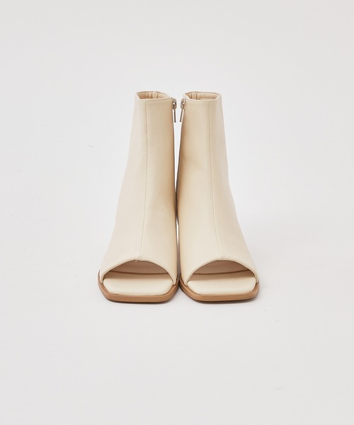 one after another NICE CLAUP(ワンアフターアナザーナイスクラップ)の「ブーツサンダル(ブーツ・レディース・アイボリー/ブラック・S/M/L)」の5枚目の写真