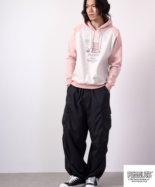 PEANUTS（ピーナッツ）の「PEANUTS/ﾋﾟｰﾅｯﾂ　ｽﾇｰﾋﾟｰ/ﾁｬｰﾘｰﾌﾞﾗｳﾝ/ｵﾗﾌ 裏起毛長袖ｽｳｪｯﾄﾌｰﾃﾞｨｰﾊﾟｰｶｰ（パーカー・レディース・ブラック/ホワイト系その他/ブラック系その他/オフホワイト/ライトブルーグレー/杢グレー/ブラック系その他3/ブラック系その他2/ネイビー/グレー系その他2/グレー系その他3/ブラック系その他4/ピンクベージュ/アッシュグレー/ブルーグリーン/グレー系その他/ブルーグレー・M/L/LL/S）」の18枚目の写真