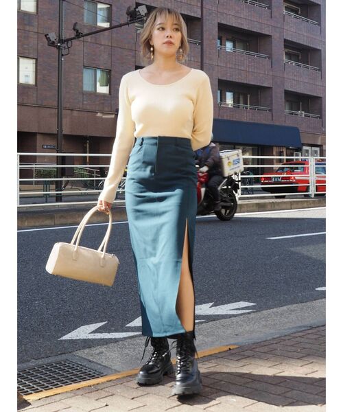 EVRIS（エヴリス）の「ディープスリットロングスカート（スカート・レディース・ブラック/アイボリー/グリーン・MEDIUM/SMALL）」の20枚目の写真