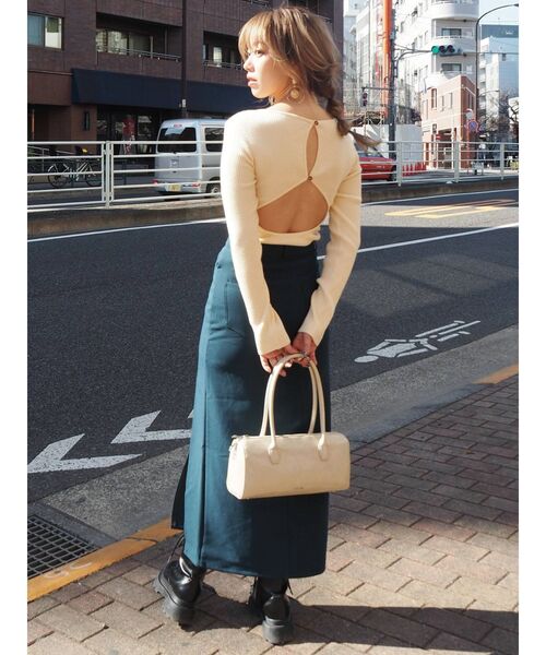 EVRIS（エヴリス）の「ディープスリットロングスカート（スカート・レディース・ブラック/アイボリー/グリーン・MEDIUM/SMALL）」の18枚目の写真