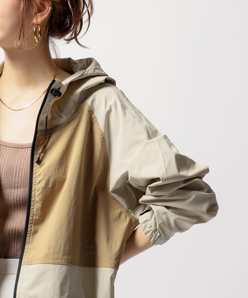 B.C STOCK(ベーセーストック)の「SWG ROLL ムービングマウンテンパーカー(ブルゾン・メンズ・ブラック/ベージュ/カーキ・SMALL/MEDIUM/LARGE)」の13枚目の写真