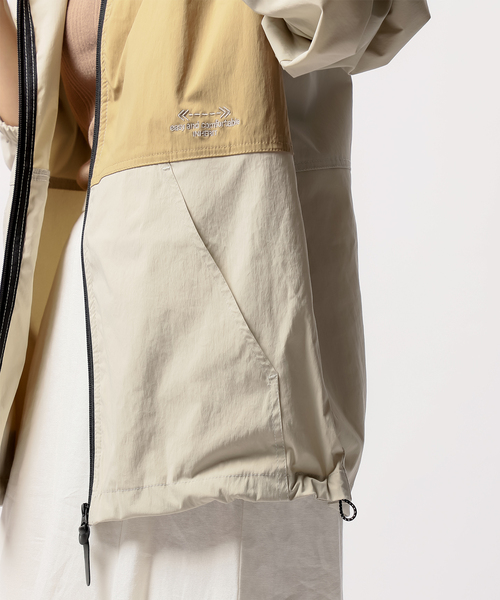 B.C STOCK(ベーセーストック)の「SWG ROLL ムービングマウンテンパーカー(ブルゾン・メンズ・ブラック/ベージュ/カーキ・SMALL/MEDIUM/LARGE)」の16枚目の写真