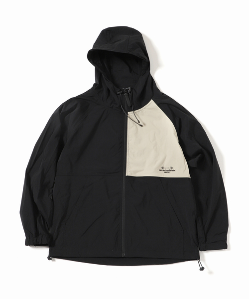 B.C STOCK(ベーセーストック)の「SWG ROLL ムービングマウンテンパーカー(ブルゾン・メンズ・ブラック/ベージュ/カーキ・SMALL/MEDIUM/LARGE)」の21枚目の写真
