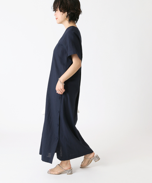 Simplicite（サンプリシテ）の「サイドスリット麻レーヨンサックワンピース（ワンピース・レディース・カーキ/ネイビー/キャメル/オレンジ・FREE）」の17枚目の写真