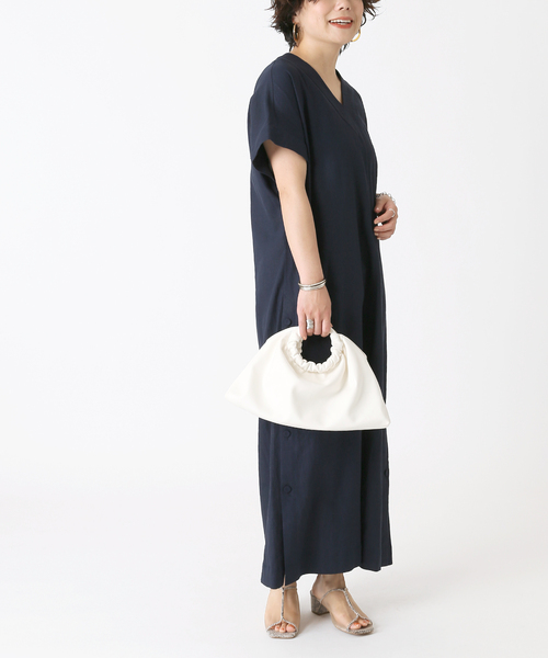Simplicite（サンプリシテ）の「サイドスリット麻レーヨンサックワンピース（ワンピース・レディース・カーキ/ネイビー/キャメル/オレンジ・FREE）」の19枚目の写真