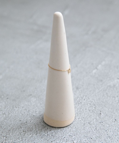 A part by（アパートバイ）の「K10チェーンリング　280490（リング・レディース・ゴールド/GOLD ・MEDIUM/LARGE/SMALL）」の2枚目の写真