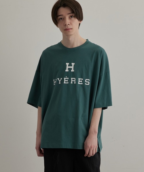 JUNRED(ジュンレッド)の「ビッグフォントプリントルーズTEE(Tシャツ/カットソー・メンズ・ホワイト/チャコールグレー/グリーン・S/M/L)」の1枚目の写真