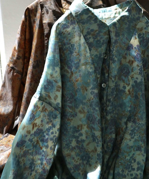 antiqua（アンティカ）の「大人っぽくこなれる。ビッグカラーシアーシャツ（シャツ/ブラウス・レディース・ブラック/グリーン・FREE）」の22枚目の写真