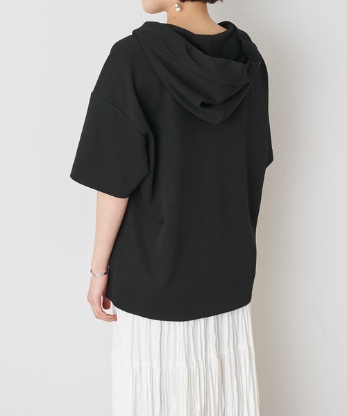 BEARDSLEY(ビアズリー)の「ドライタッチフードプルオーバー(パーカー・レディース・ブラック/ライトグレー・FREE)」の9枚目の写真