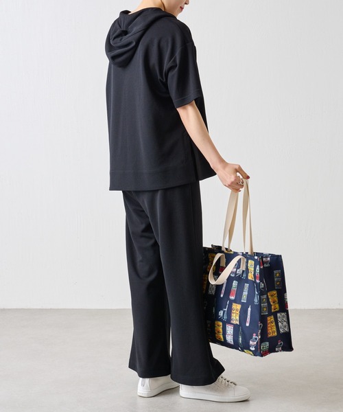 BEARDSLEY(ビアズリー)の「ドライタッチフードプルオーバー(パーカー・レディース・ブラック/ライトグレー・FREE)」の12枚目の写真