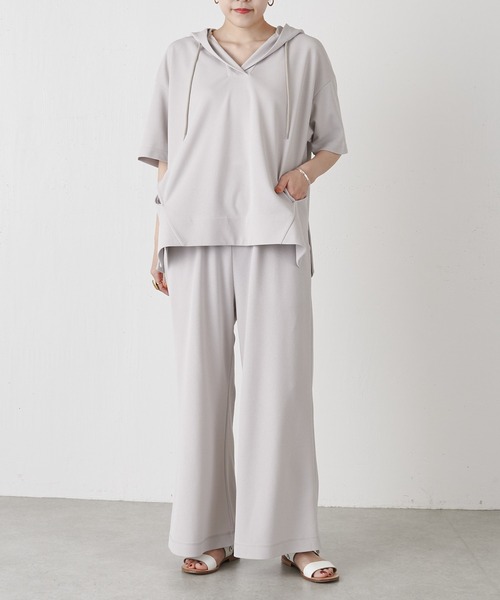 BEARDSLEY(ビアズリー)の「ドライタッチフードプルオーバー(パーカー・レディース・ブラック/ライトグレー・FREE)」の17枚目の写真