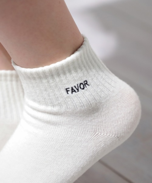 Honeys（ハニーズ）の「ショート丈ロゴソックス（ソックス/靴下・レディース・グリーン/ブラック/ブラック×ホワイト/イエロー/ホワイト/ホワイト×ブラック/ブルー/オレンジ・FREE）」の2枚目の写真