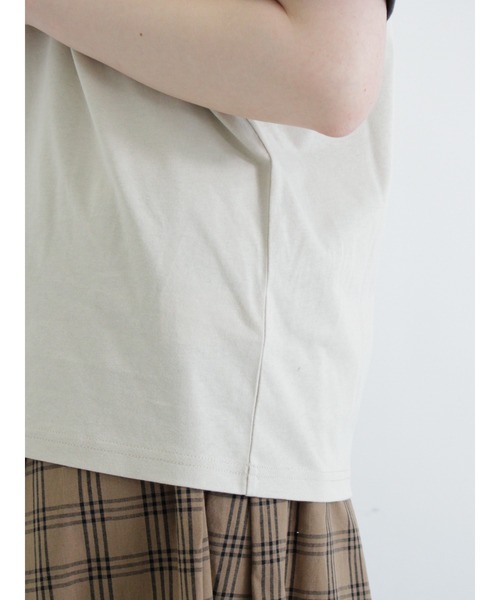 Samansa Mos2（サマンサ モスモス）の「ロゴ刺繍リンガーTシャツ（Tシャツ/カットソー・レディース・ベージュ/オフホワイト/モカ・ﾌﾘ-）」の9枚目の写真