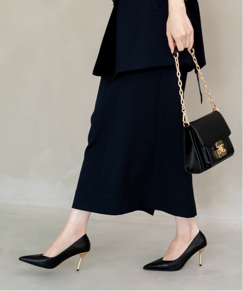 RANDA（ランダ）の「Vカットピンヒールパンプス（パンプス・レディース・ブラック/ベージュ/ブラウン・23/24/25/25.5/22.5/24.5/23.5/22）」の5枚目の写真