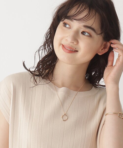 OPAQUE.CLIP（オペークドットクリップ）の「◆変形リングモチーフネックレス（ネックレス・レディース・ゴールド/シルバー・00）」の4枚目の写真