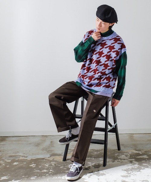 Dickies（ディッキーズ）の「【Dickies】85283 ダブルニー ワーク スケーターパンツ（チノパンツ・メンズ・チャコール/ホワイト/レッド/ブラウン/ネイビー/ベージュ/ブラック/グリーン・34inch/32inch/30inch/36inch/28inch）」の16枚目の写真