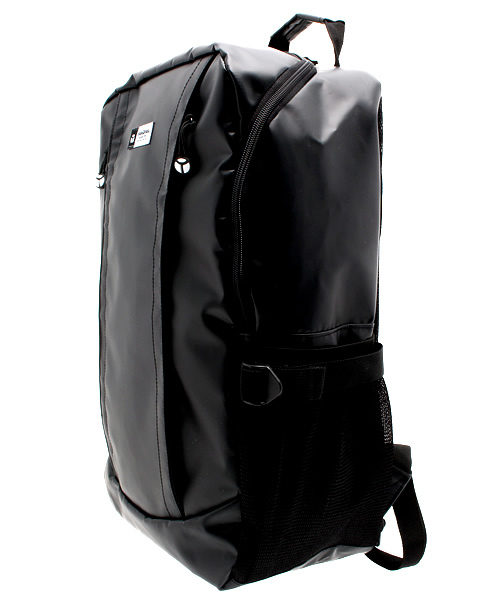 VENCEEXCHANGE（ヴァンスエクスチェンジ）の「YAKPAKヤックパックターポリンスクエアリュック（バックパック/リュック・メンズ・ブラック/ホワイト・FREE）」の3枚目の写真