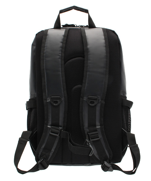 VENCEEXCHANGE（ヴァンスエクスチェンジ）の「YAKPAKヤックパックターポリンスクエアリュック（バックパック/リュック・メンズ・ブラック/ホワイト・FREE）」の4枚目の写真