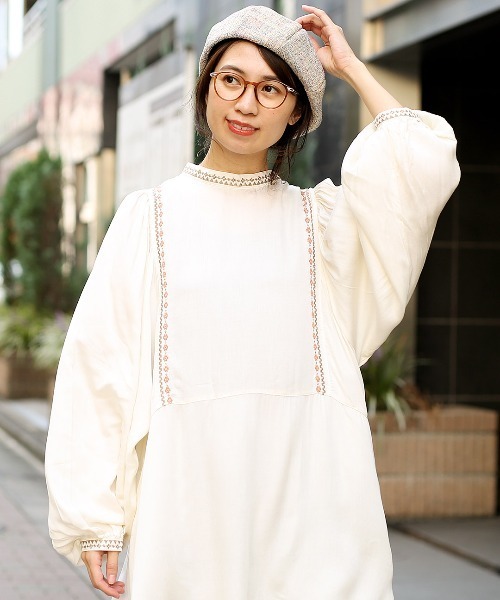 チチカカ（チチカカ）の「ツイードベレー帽（ハンチング/ベレー帽・レディース・ターコイズブルー/ブラック/アイボリー・FREE）」の8枚目の写真