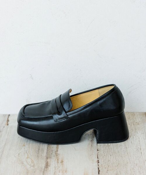 ems excite（エムズエキサイト）の「スクエア厚底ローファー（ローファー・レディース・ナチュラル/ブラック/キャメル・MEDIUM/LARGE）」の9枚目の写真