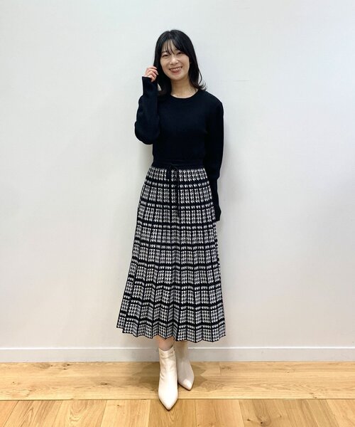 index（インデックス）の「◆千鳥チェックジャカード プリーツニットワンピース【WEB限定サイズ】（ワンピース・レディース・ブルー系4/ブラウン系その他6/ブラック系4・38/40/42/36）」の15枚目の写真