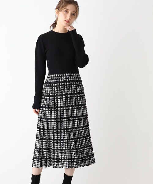 index（インデックス）の「◆千鳥チェックジャカード プリーツニットワンピース【WEB限定サイズ】（ワンピース・レディース・ブルー系4/ブラウン系その他6/ブラック系4・38/40/42/36）」の10枚目の写真