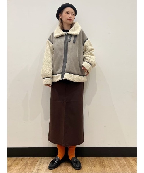 HONEYSUCKLE ROSE（ハニーサックルローズ）の「【HONEYSUCKLE ROSE】B-3ブルゾン（ブルゾン・レディース・グレー/ライトベージュ・M/L）」の4枚目の写真