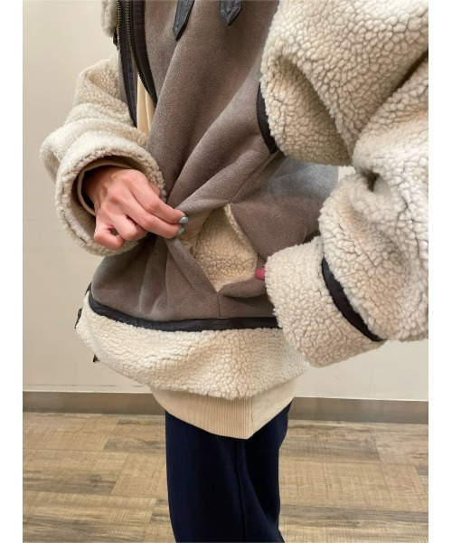 HONEYSUCKLE ROSE（ハニーサックルローズ）の「【HONEYSUCKLE ROSE】B-3ブルゾン（ブルゾン・レディース・グレー/ライトベージュ・M/L）」の11枚目の写真