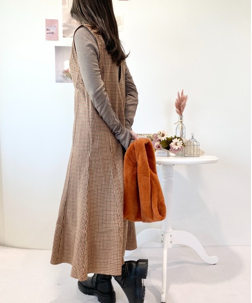CECIL McBEE(セシルマクビー)の「ガンクラブチェック両Vネックマーメイドワンピース(ワンピース・レディース・ブラック/ブラウン・FREE)」の6枚目の写真