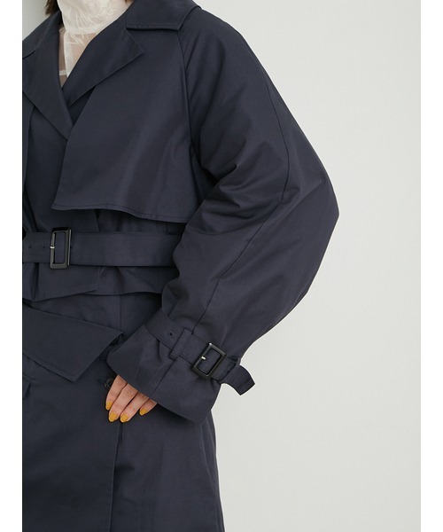 LILY BROWN（リリーブラウン）の「ショートトレンチコート（トレンチコート・レディース・アイボリー/ベージュ/ネイビー・FREE）」の5枚目の写真