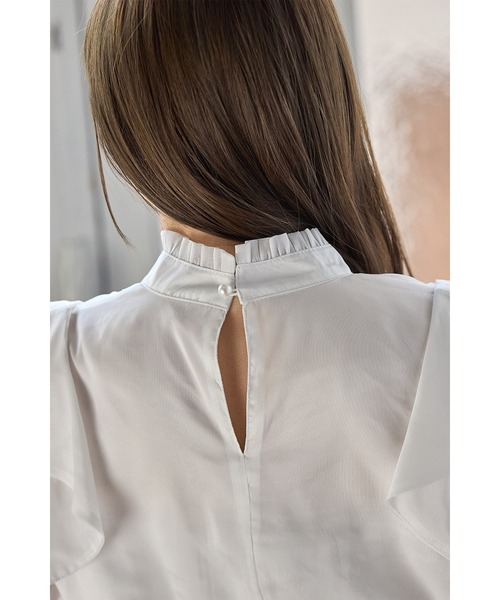 tocco closet（トッコ　クローゼット）の「プチフリルネックラッフルシアースリーブブラウス（シャツ/ブラウス・レディース・ホワイト/グレー系その他/ネイビー・M）」の8枚目の写真
