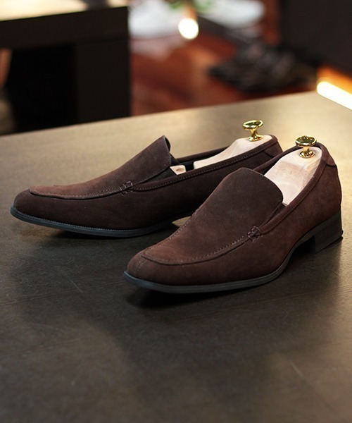 LASSU&FRISS（ラスアンドフリス）の「LASSU&FRISS/スクエアトゥロングノーズビジネスシューズ(940/942)（スリッポン・メンズ・ブラック系1/ブラウン系2/ブラック系4/ブラウン系3/ブラウン系1/ブラウン系4/ブラック系2/ダークブラウン系1/ブラック系3/ダークブラウン系2/ブラック系5/ブラック系6・39/40/44/43/46/50/47/48/42/45/41）」の10枚目の写真