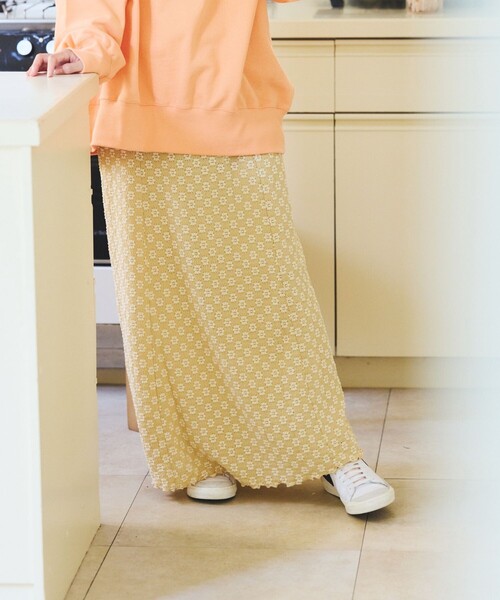 FREAK'S STORE(フリークスストア)の「フラワー ストレッチレース マーメイドスカート(スカート・レディース・チャコールグレー/ナチュラル/ブラック/ブラウン・フリ-)」の7枚目の写真