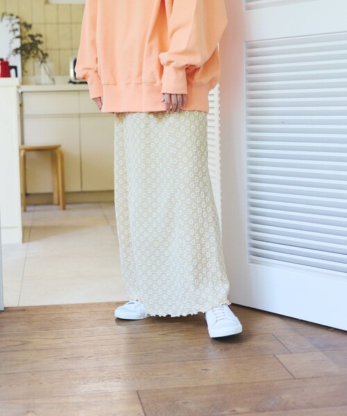 FREAK'S STORE(フリークスストア)の「フラワー ストレッチレース マーメイドスカート(スカート・レディース・チャコールグレー/ナチュラル/ブラック/ブラウン・フリ-)」の8枚目の写真