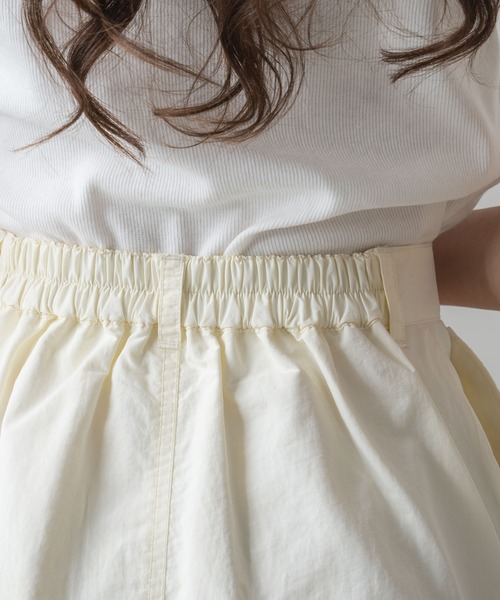 WEGO（ウィゴー）の「WEGO/ナイロンドロストカーゴロングスカート（スカート・レディース・カーキ/ブラック/オフホワイト・FREE）」の12枚目の写真