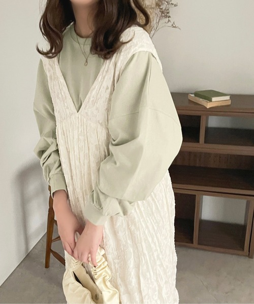 apres jour(アプレジュール)の「カラーロンT【ZOZOTOWN限定アイテム】(Tシャツ/カットソー・レディース・ミント/ラベンダー/ライトピンク/サックスブルー/オフホワイト・X-LARGE/フリー)」の2枚目の写真