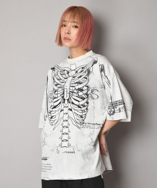 SUPERTHANKS（スーパーサンクス）の「グラフィック プリントTシャツ(ユニセックス)FULL GRAPHIC PRINT T-SHIRT（Tシャツ/カットソー・メンズ・ホワイト系その他2/ホワイト系その他/ブラック系その他2/ブラック系その他・M/S/L）」の16枚目の写真