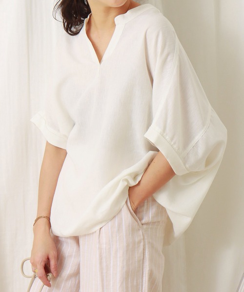libelle more(リベル モア)の「《吸水速乾・UVカット・抗菌防臭》フレンチリネン バンドカラー半袖ドルマンブラウス(シャツ/ブラウス・レディース・オレンジ/キャメル/オフホワイト/ブラック・M/L)」の1枚目の写真
