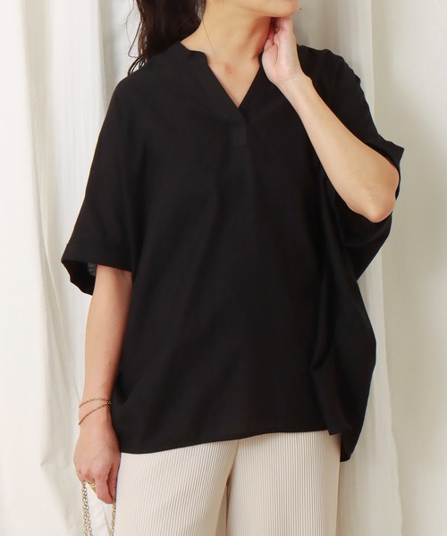 libelle more(リベル モア)の「《吸水速乾・UVカット・抗菌防臭》フレンチリネン バンドカラー半袖ドルマンブラウス(シャツ/ブラウス・レディース・オレンジ/キャメル/オフホワイト/ブラック・M/L)」の2枚目の写真