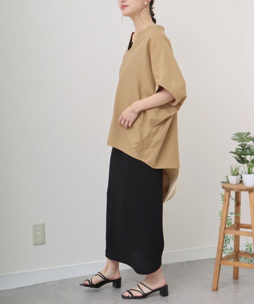 libelle more(リベル モア)の「《吸水速乾・UVカット・抗菌防臭》フレンチリネン バンドカラー半袖ドルマンブラウス(シャツ/ブラウス・レディース・オレンジ/キャメル/オフホワイト/ブラック・M/L)」の20枚目の写真