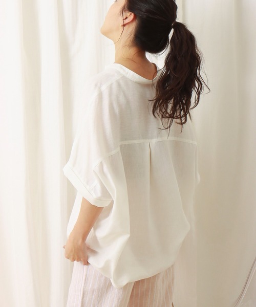 libelle more(リベル モア)の「《吸水速乾・UVカット・抗菌防臭》フレンチリネン バンドカラー半袖ドルマンブラウス(シャツ/ブラウス・レディース・オレンジ/キャメル/オフホワイト/ブラック・M/L)」の9枚目の写真
