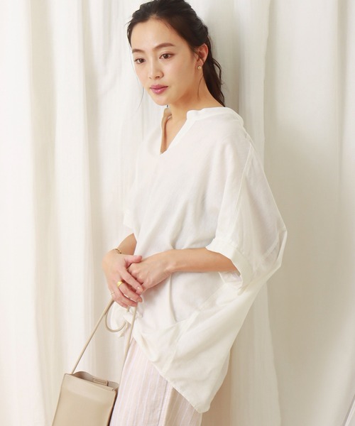 libelle more(リベル モア)の「《吸水速乾・UVカット・抗菌防臭》フレンチリネン バンドカラー半袖ドルマンブラウス(シャツ/ブラウス・レディース・オレンジ/キャメル/オフホワイト/ブラック・M/L)」の8枚目の写真
