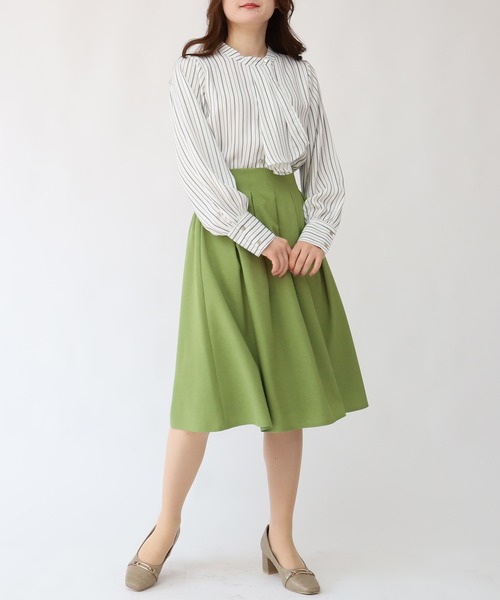 TRUDEA(トルディア)の「タックフレアスカート(スカート・レディース・ネイビー/ブラック/グリーン/グレイッシュベージュ・MEDIUM/LARGE)」の6枚目の写真