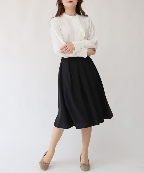 TRUDEA(トルディア)の「タックフレアスカート(スカート・レディース・ネイビー/ブラック/グリーン/グレイッシュベージュ・MEDIUM/LARGE)」の16枚目の写真
