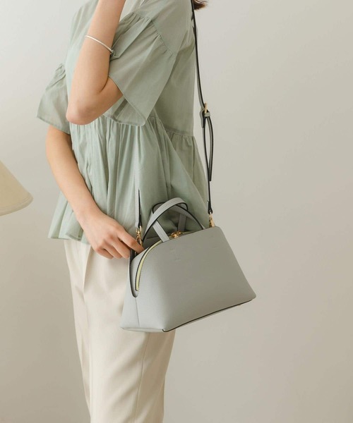 RODE SKO（ロデスコ）の「ダブルショルダーポシェット（ショルダーバッグ・レディース・ライトグレー/ベージュ/グリーン・ONE）」の8枚目の写真