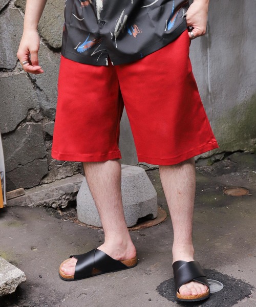 ZIP FIVE（ジップファイブ）の「【ZIP FIVE】ツイル スケーター イージー ストレッチ ハーフパンツ / ショートパンツ / 半ズボン ユニセックス（チノパンツ・メンズ・ブラック/カーキ/ライトブルー/ブルー/オフホワイト/キャメル/グリーン/レッド/ベージュ/ネイビー/ブルー系・MEDIUM/LARGE/X-LARGE）」の11枚目の写真