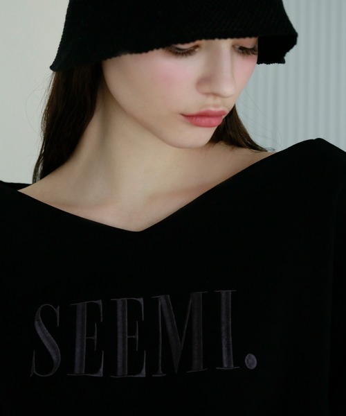 Seemi. byNICECLAUP（ シーミーバイナイスクラップ）の「【Seemi】襟取り外し可能/刺繍ロゴスウェット（スウェット・レディース・レッド/ブラック/オフホワイト・FREE）」の9枚目の写真