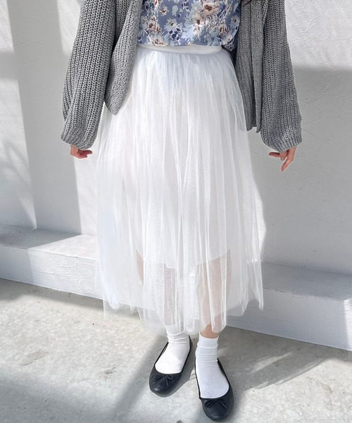 fiere(フィエール)の「ふんわりシルエットチュールスカート(スカート・レディース・ホワイト・MEDIUM)」の1枚目の写真