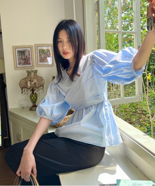 lit.Cy(リットシー)の「バルーンスリーブ パフスリーブ ビスチェ ペプラム ブラウス 半袖(シャツ/ブラウス・レディース・ブラック/オフホワイト/ブルー・FREE)」の3枚目の写真